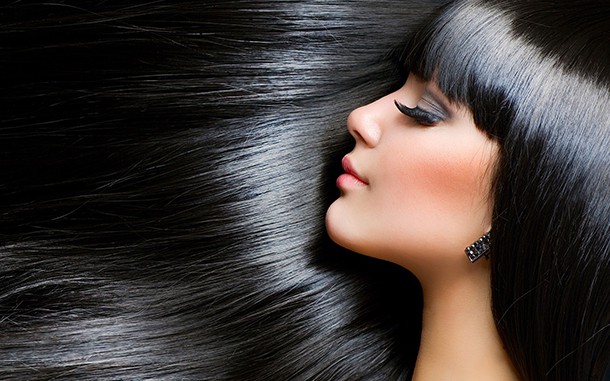 Dandruff – Symptoms, Causes and Treatment