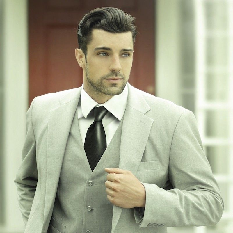 How Buying Suits Online Saves You A Lot of Your Time?
