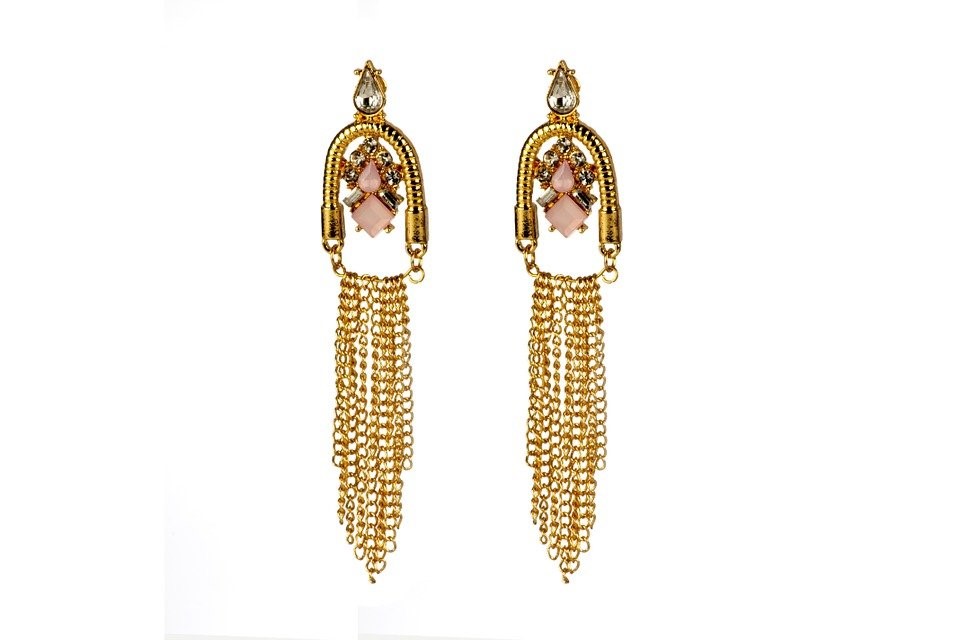How to Style Your Diamond Danglers for a Lunch Date