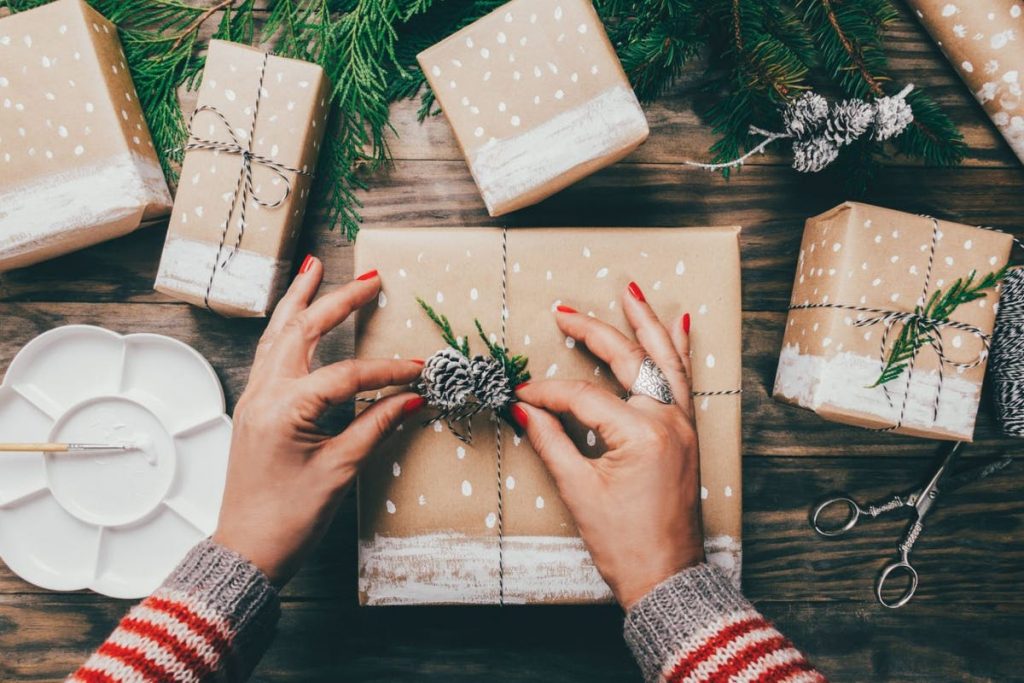 7 Tips To Help You Master the Art of Sustainable Gifting