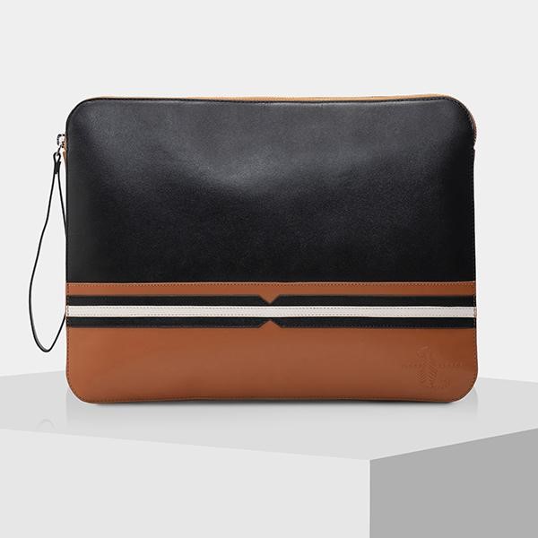 9 Must-Have Leather Accessories for Men