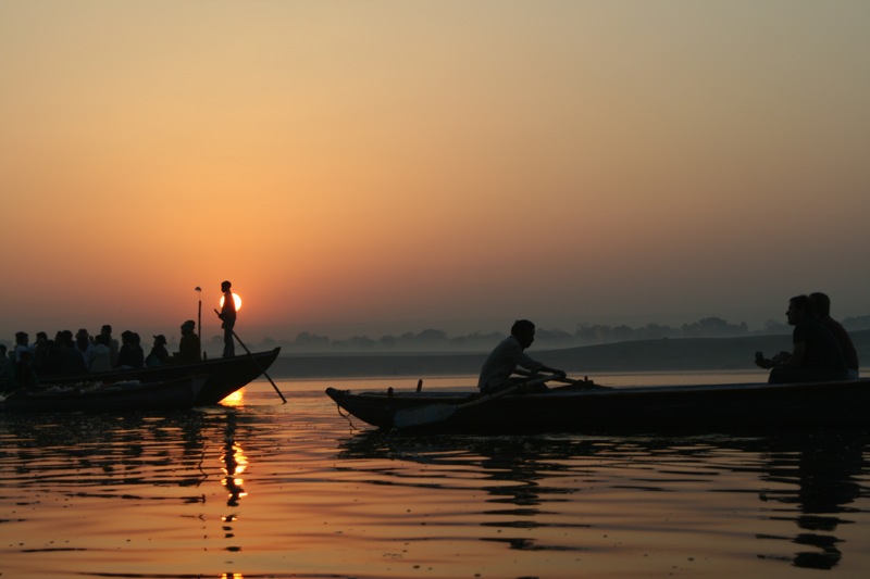 A Sunrise Boat Ride Along the Ganges You Cannot Miss in Varanasi